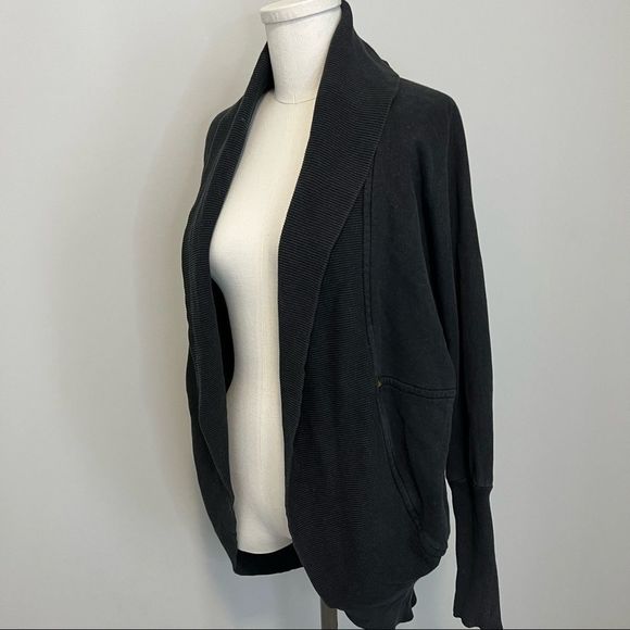 Aritzia Wilfred Diderot Cardigan Sweater Cocoon Sweater Black - Picture 8 of 16